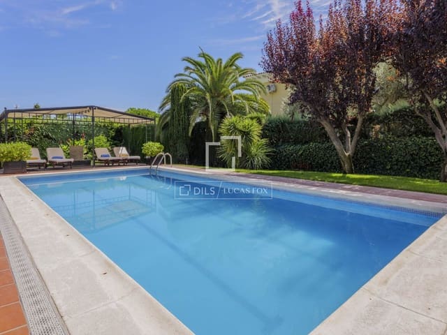 5 chambre Villa/Maison à vendre à Boadilla del Monte avec piscine garage - 1 490 000 € (Ref: 10073328)