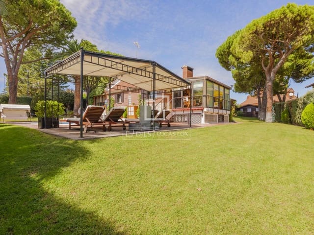 5 chambre Villa/Maison à vendre à Boadilla del Monte avec piscine garage - 1 490 000 € (Ref: 10073328)