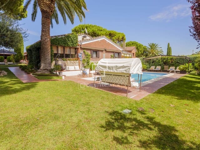 5 chambre Villa/Maison à vendre à Boadilla del Monte avec piscine garage - 1 490 000 € (Ref: 10073328)