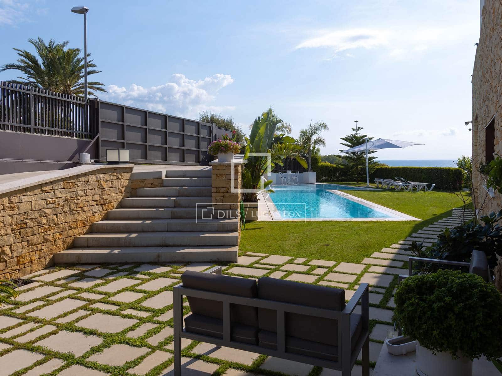 Chalet de 4 habitaciones en Sant Pol de Mar en venta con piscina garaje - 2.850.000 € (Ref: 10074628)
