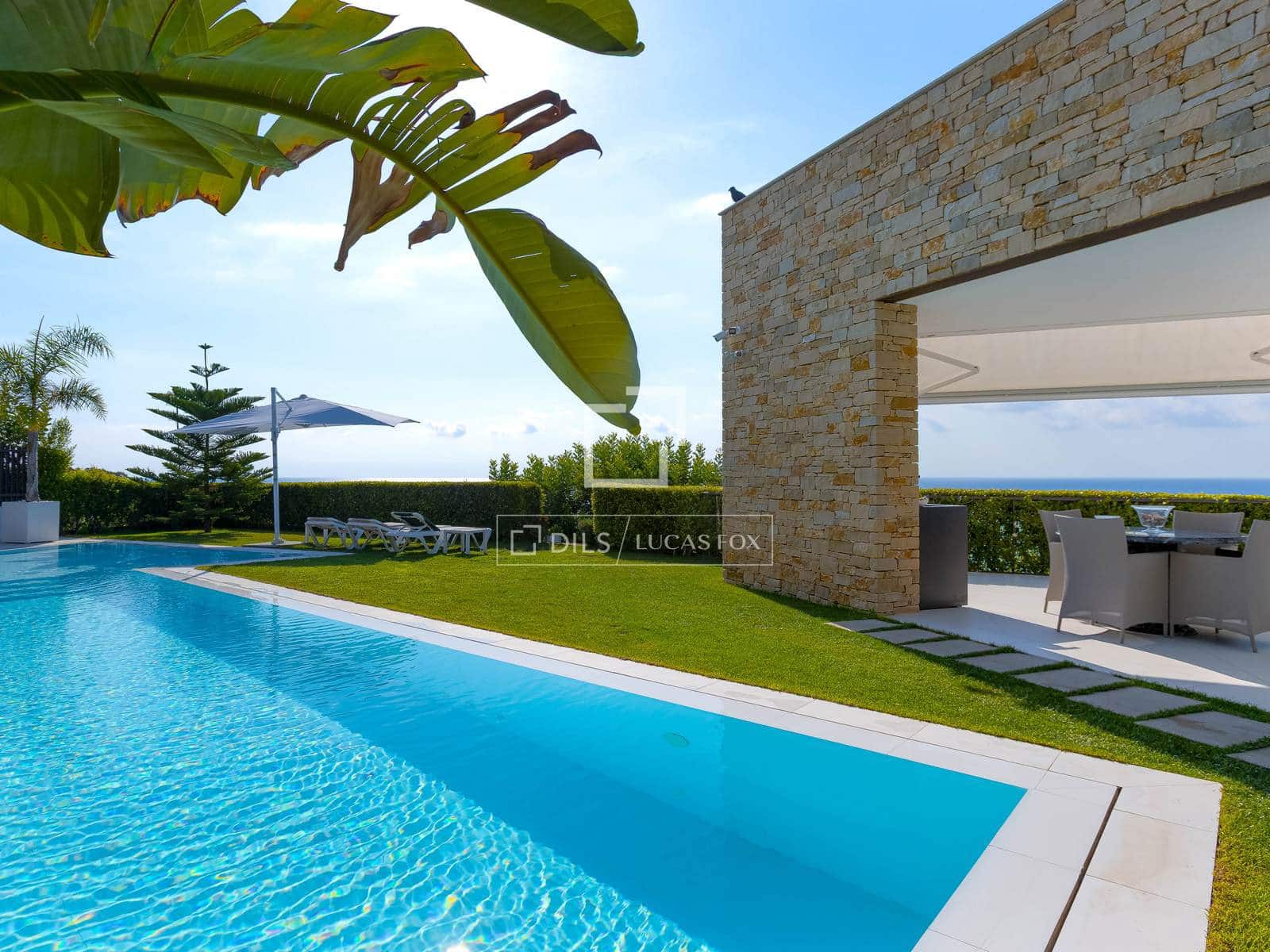 Chalet de 4 habitaciones en Sant Pol de Mar en venta con piscina garaje - 2.850.000 € (Ref: 10074628)