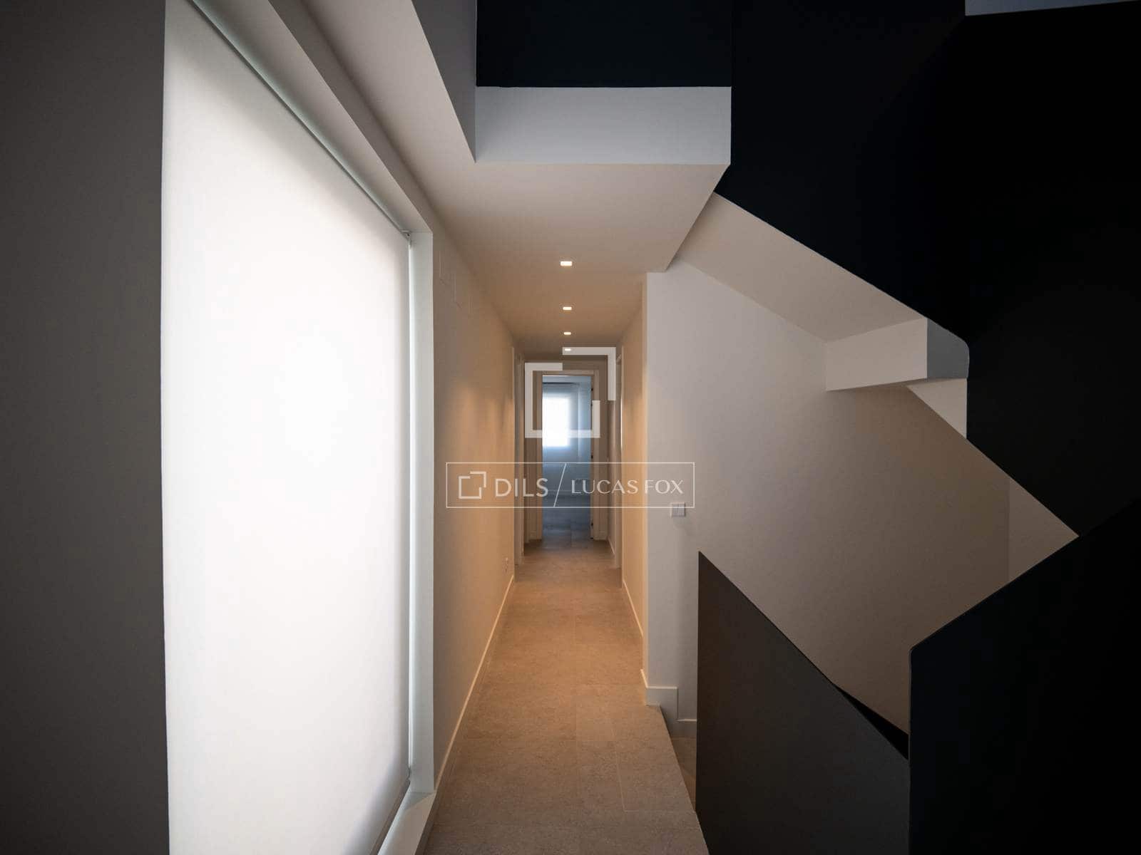 Villa/Maison de 5 chambres à louer à Fuente del Fresno avec piscine garage - 5 600 € (Ref: 10076653)