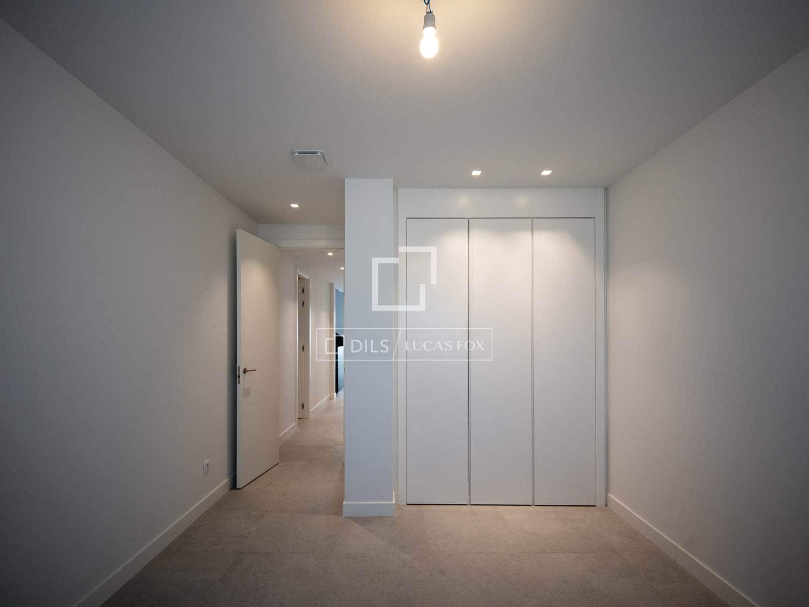 Villa/Maison de 5 chambres à louer à Fuente del Fresno avec piscine garage - 5 600 € (Ref: 10076653)