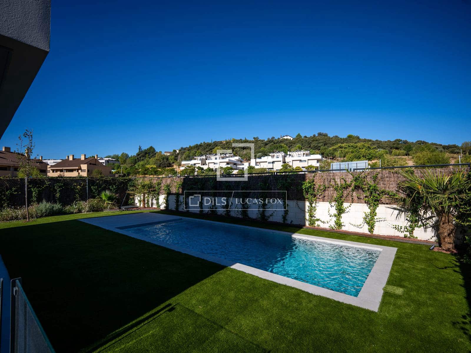 Villa/Maison de 5 chambres à louer à Fuente del Fresno avec piscine garage - 5 600 € (Ref: 10076653)