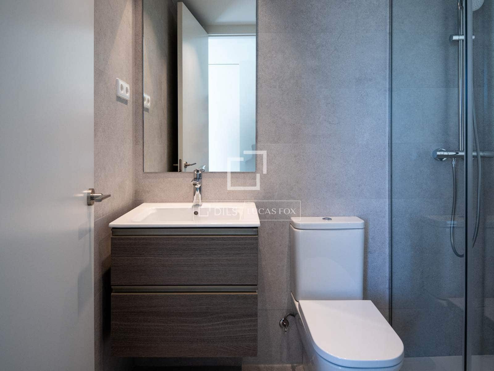 Villa/Maison de 5 chambres à louer à Fuente del Fresno avec piscine garage - 5 600 € (Ref: 10076653)
