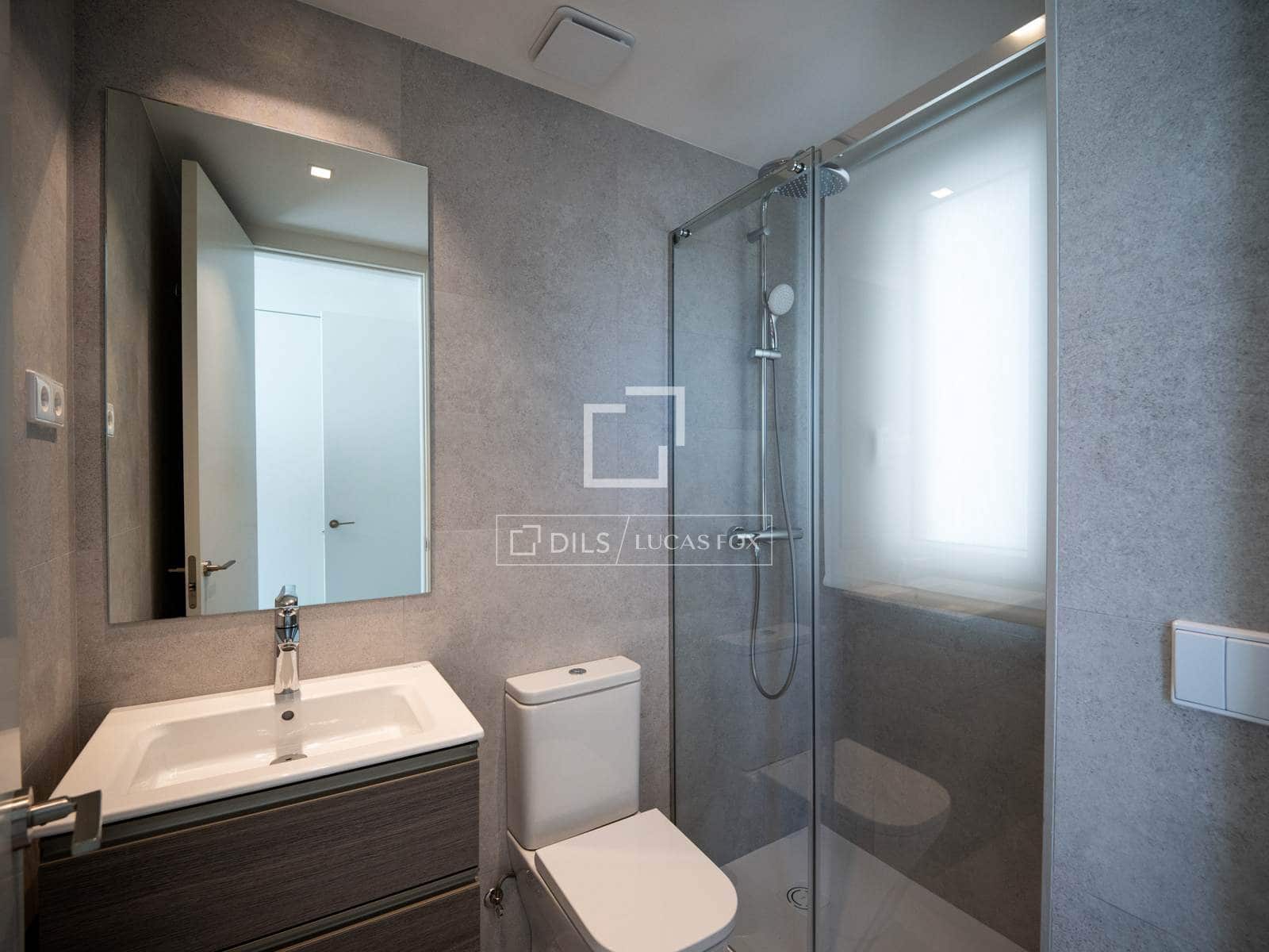Villa/Maison de 5 chambres à louer à Fuente del Fresno avec piscine garage - 5 600 € (Ref: 10076653)
