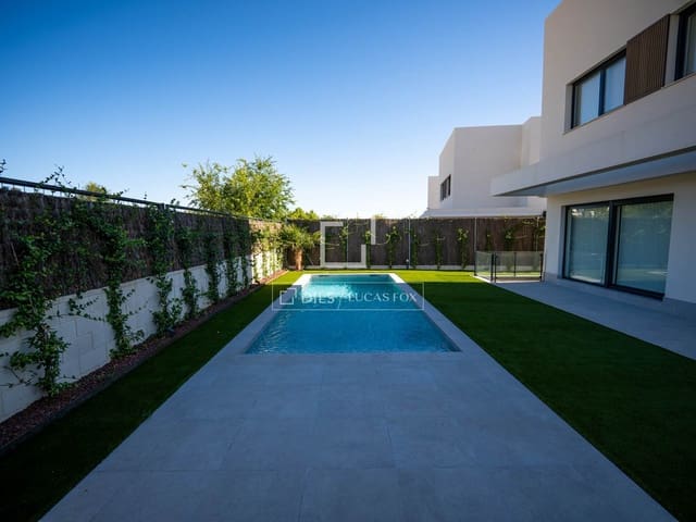 Villa/Maison de 5 chambres à louer à Fuente del Fresno, San Sebastián de los Reyes avec piscine garage - 5 600 € (Ref: 10076653)