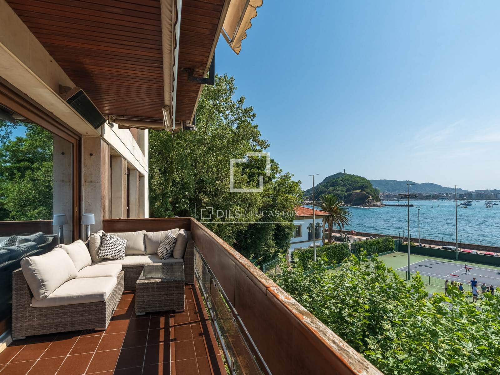 4 camera da letto Appartamento in vendita in Donostia-San Sebastian con garage - 1.850.000 € (Rif: 10076654)