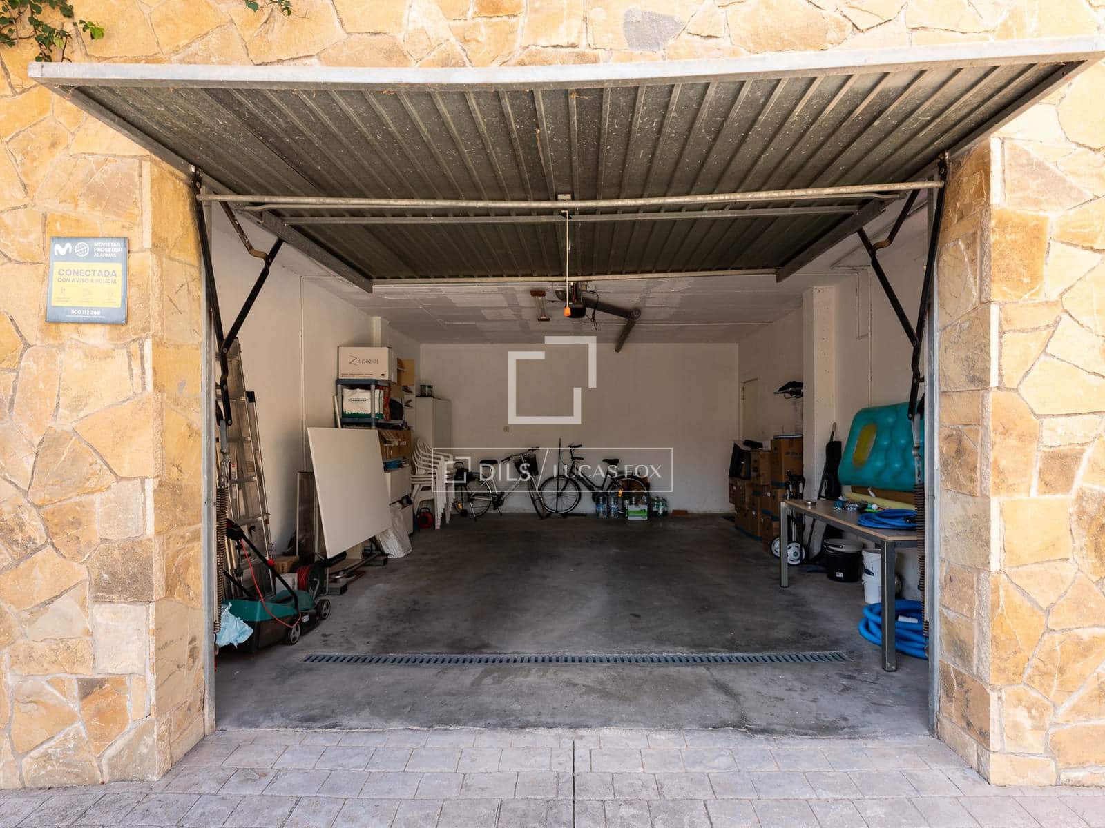 4 bedroom Villa for sale in Malaga city with pool garage - € 2,400,000 (Ref: 10076813)