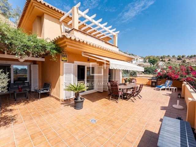4 sovrum Villa till salu i Málaga stad med pool garage - 2 400 000 € (Ref: 10076813)