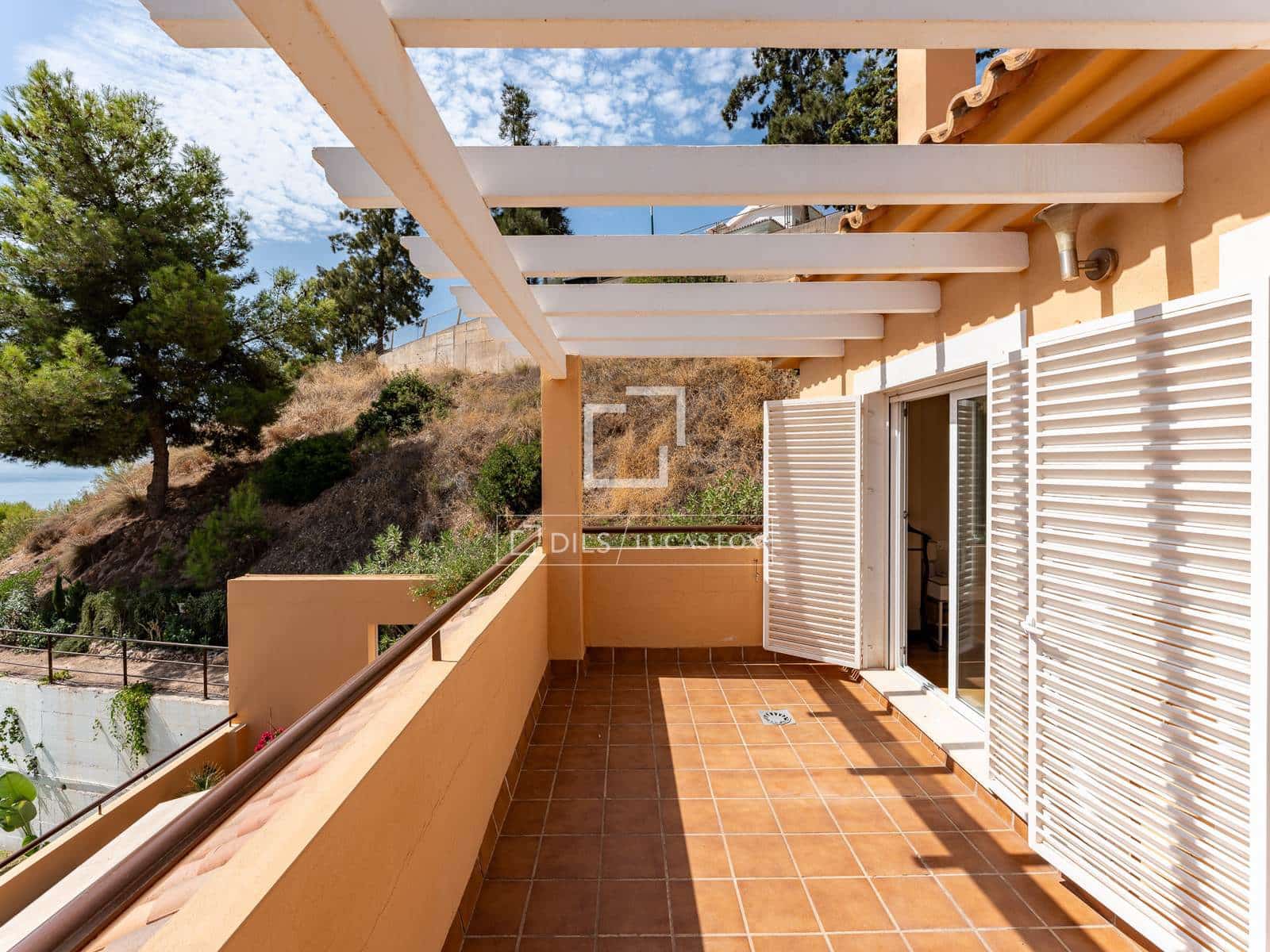 4 bedroom Villa for sale in Malaga city with pool garage - € 2,400,000 (Ref: 10076813)