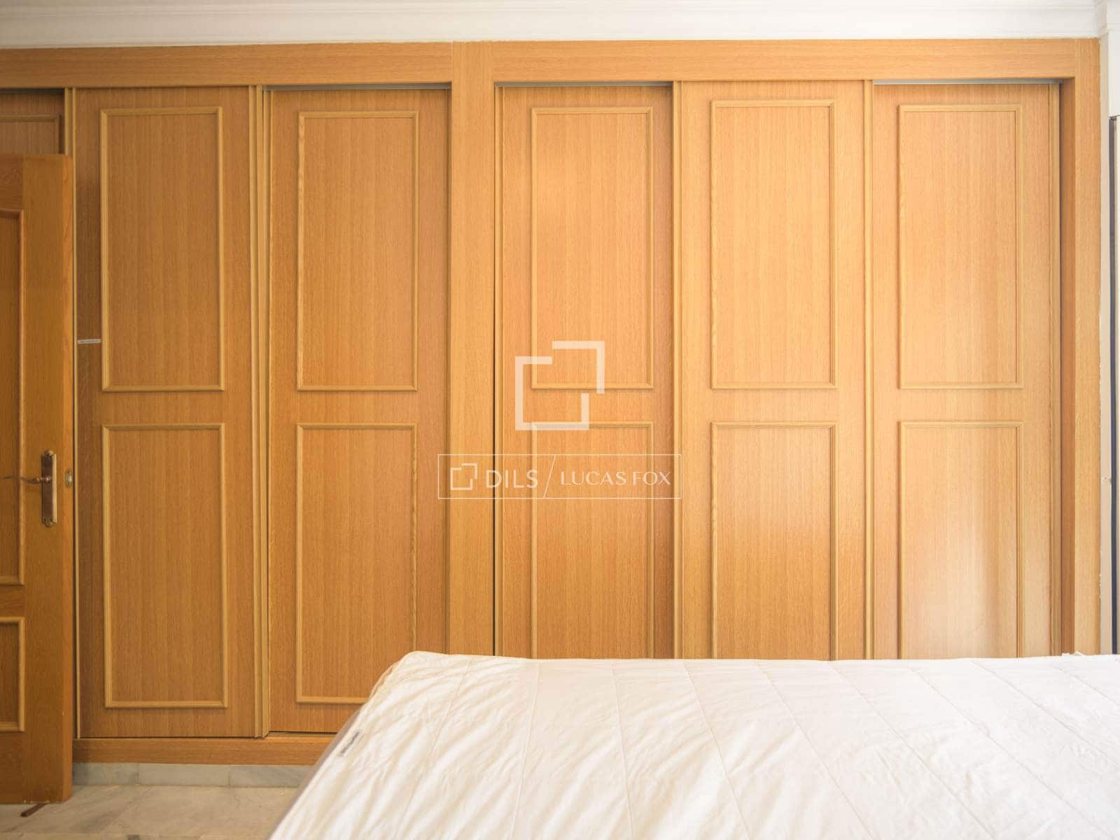 3 bedroom Apartment for sale in Malaga city with garage - € 1,080,000 (Ref: 10076814)