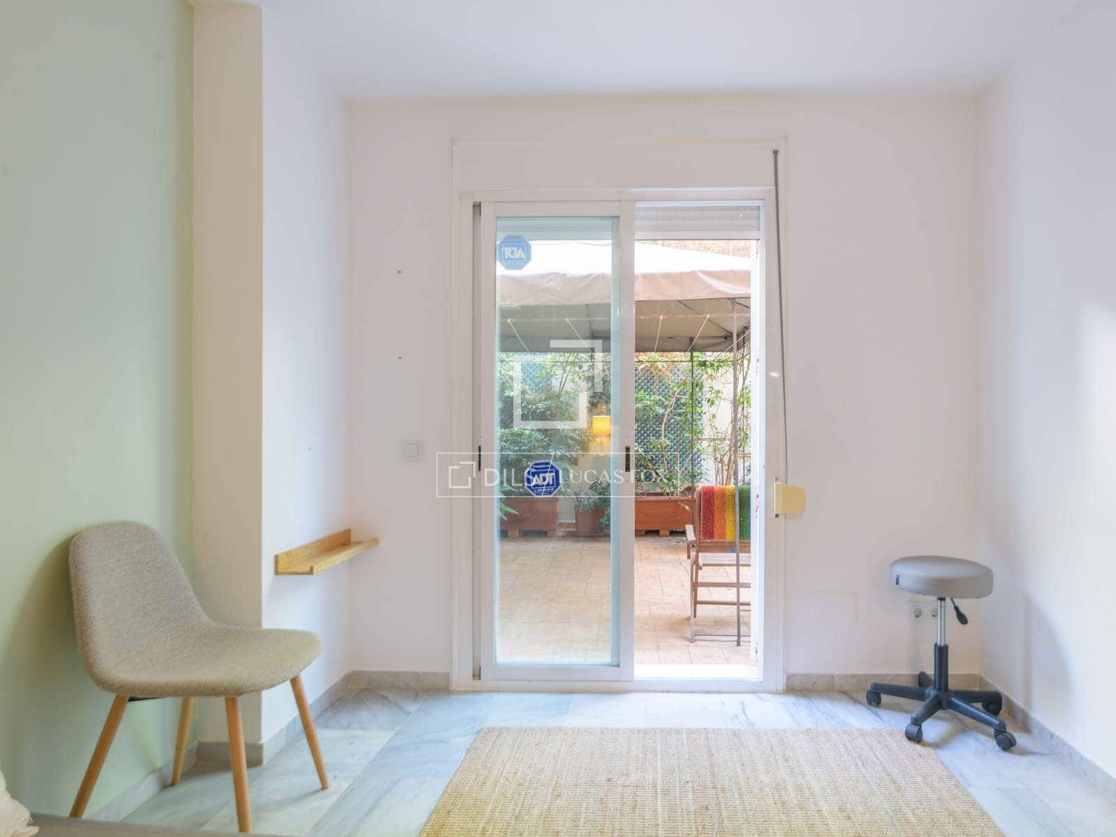 3 bedroom Apartment for sale in Malaga city with garage - € 1,080,000 (Ref: 10076814)