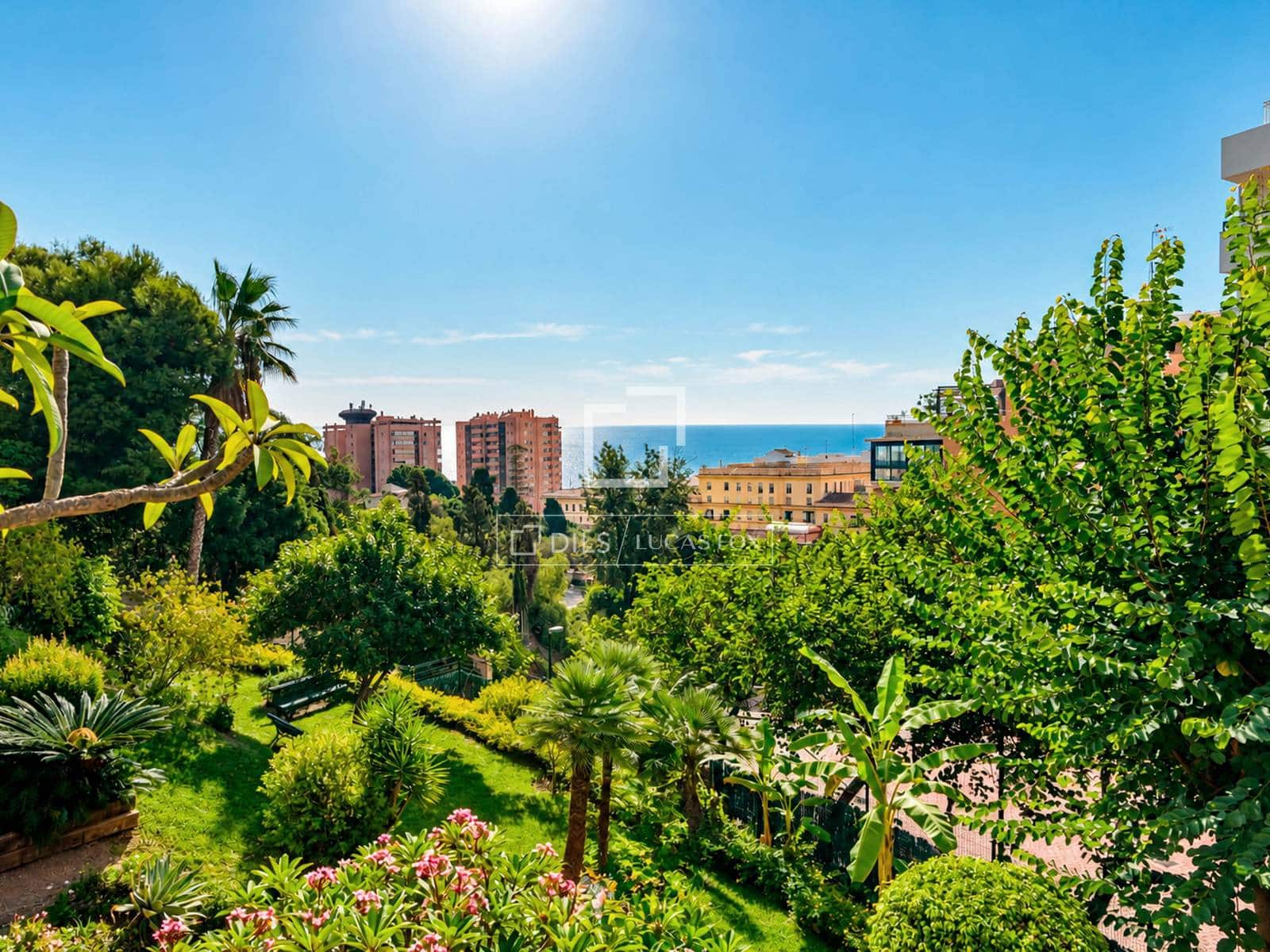 3 bedroom Apartment for sale in Malaga city with garage - € 1,080,000 (Ref: 10076814)