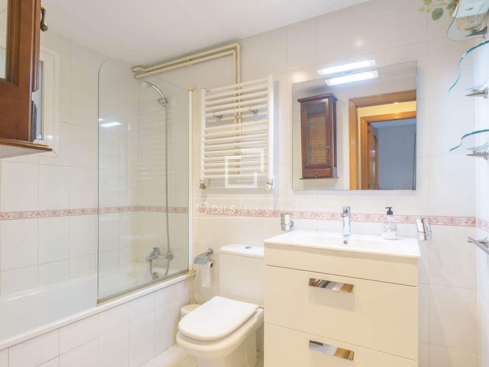 3 bedroom Apartment for sale in Malaga city with garage - € 1,080,000 (Ref: 10076814)