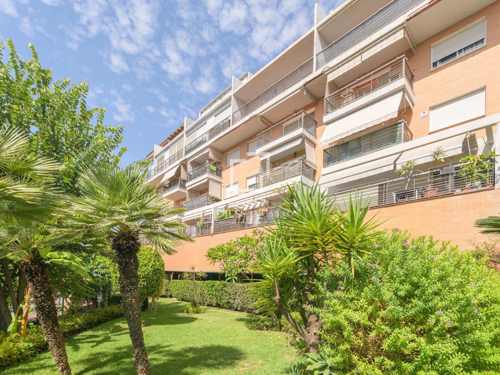 3 bedroom Apartment for sale in Malaga city with garage - € 1,080,000 (Ref: 10076814)