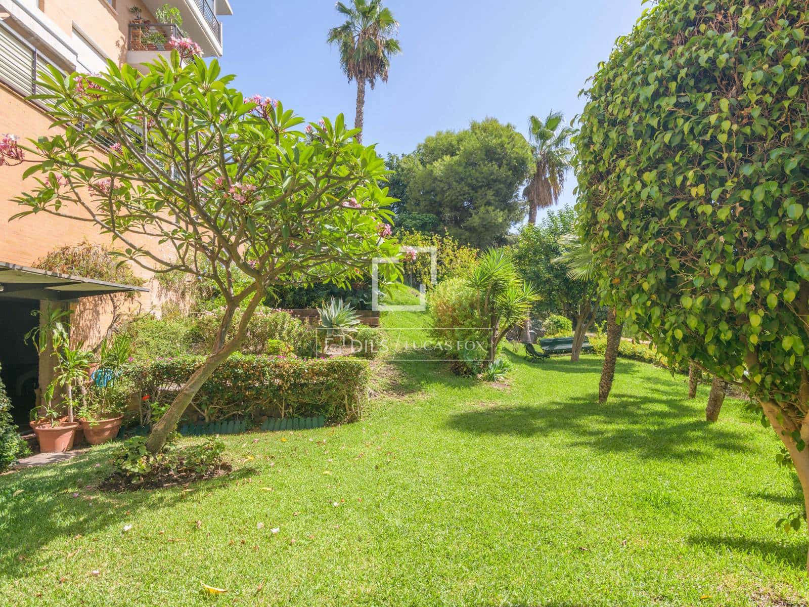 3 bedroom Apartment for sale in Malaga city with garage - € 1,080,000 (Ref: 10076814)