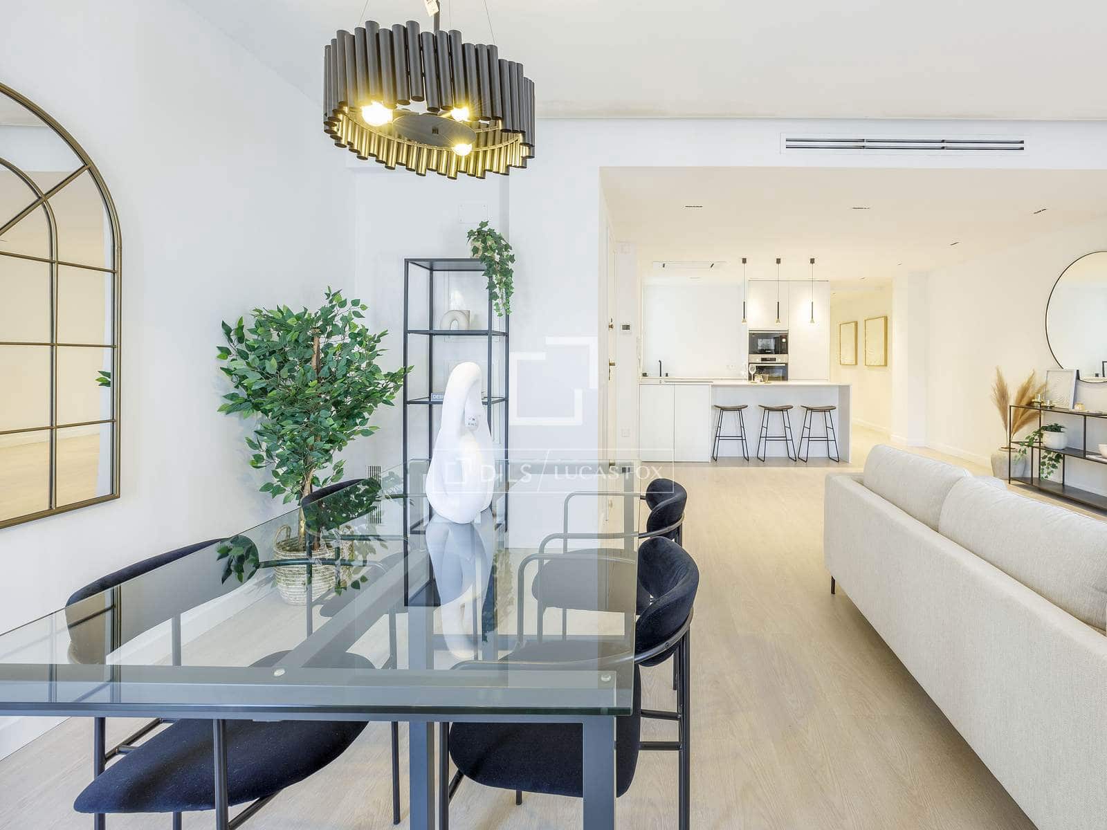 3 makuuhuone Huoneisto myytävänä paikassa Valencia kaupunki - 690 000 € (Ref: 10076815)