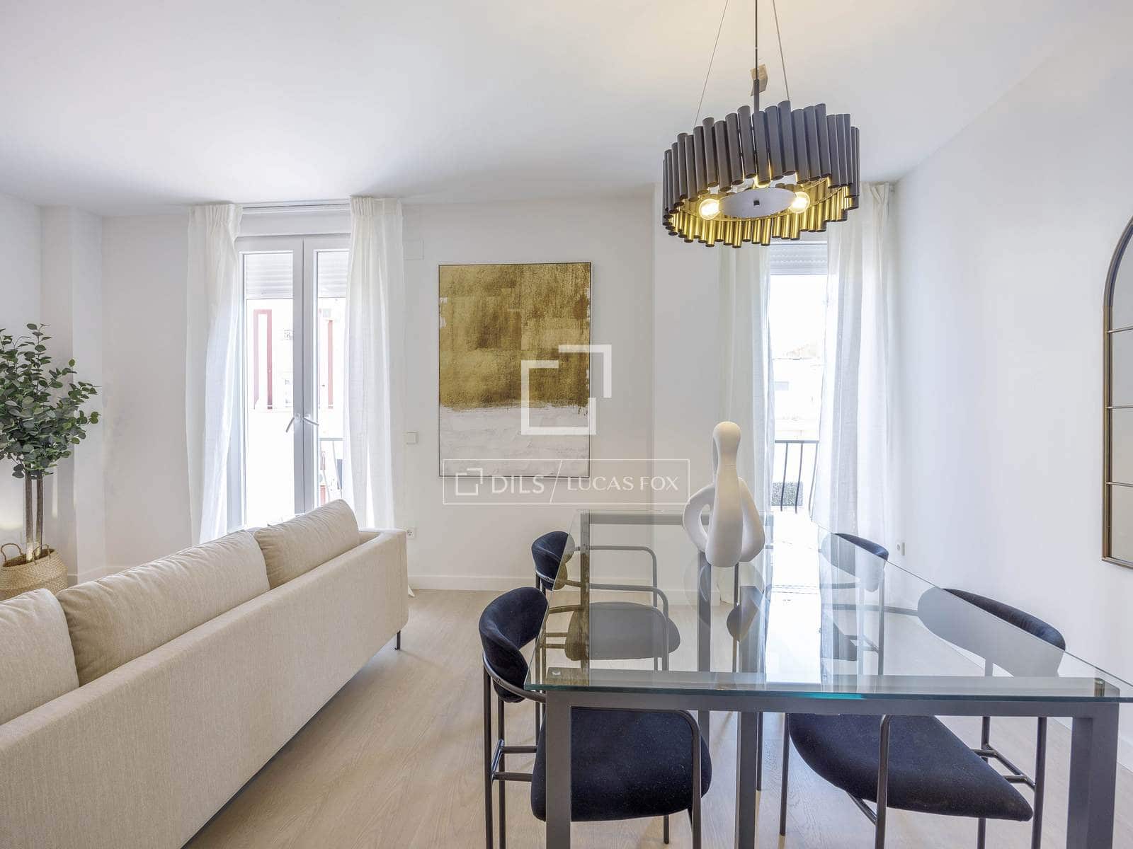 3 makuuhuone Huoneisto myytävänä paikassa Valencia kaupunki - 690 000 € (Ref: 10076815)