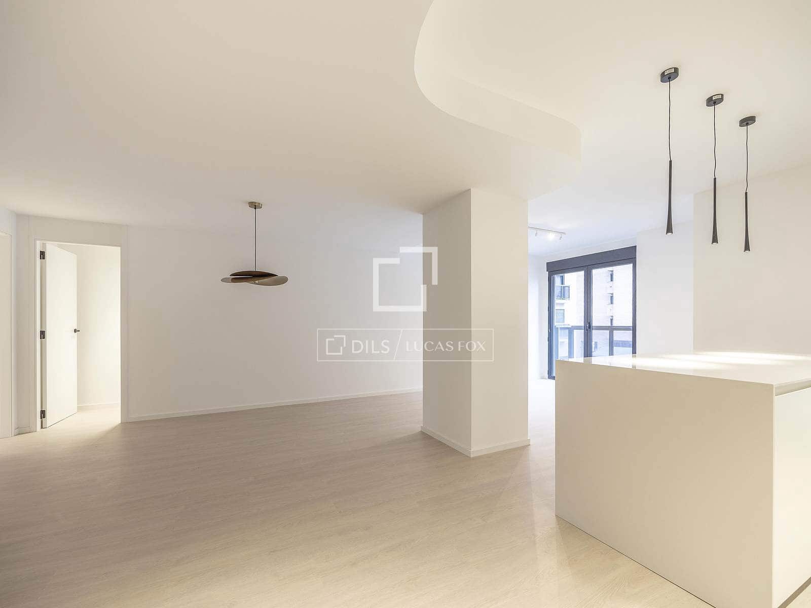 3 makuuhuone Huoneisto myytävänä paikassa Valencia kaupunki - 690 000 € (Ref: 10076815)
