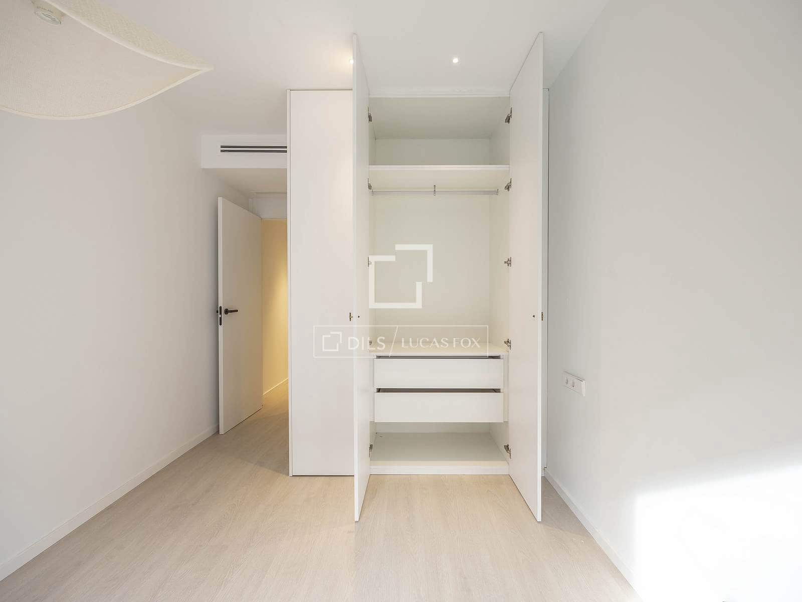 3 makuuhuone Huoneisto myytävänä paikassa Valencia kaupunki - 690 000 € (Ref: 10076815)