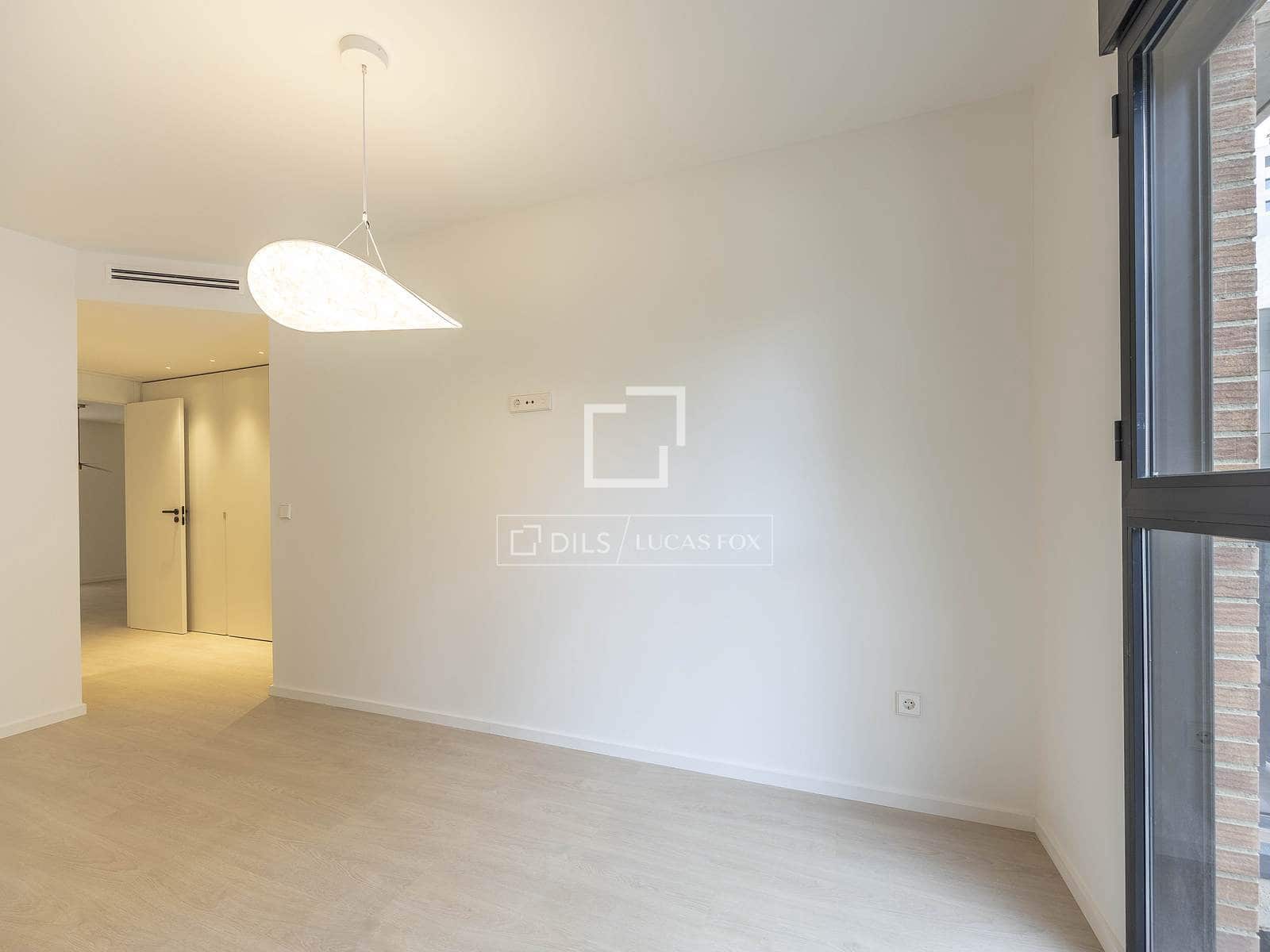 3 makuuhuone Huoneisto myytävänä paikassa Valencia kaupunki - 690 000 € (Ref: 10076815)