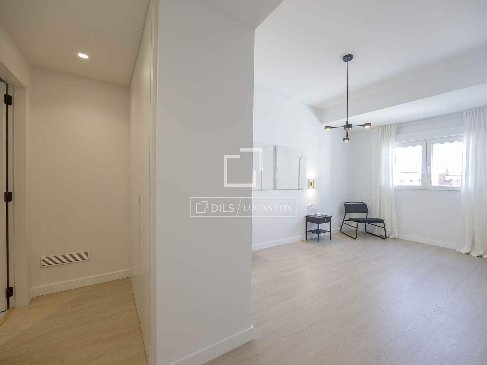 3 makuuhuone Huoneisto myytävänä paikassa Valencia kaupunki - 690 000 € (Ref: 10076815)