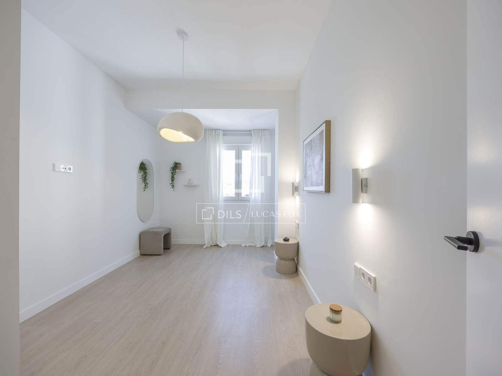 3 makuuhuone Huoneisto myytävänä paikassa Valencia kaupunki - 690 000 € (Ref: 10076815)