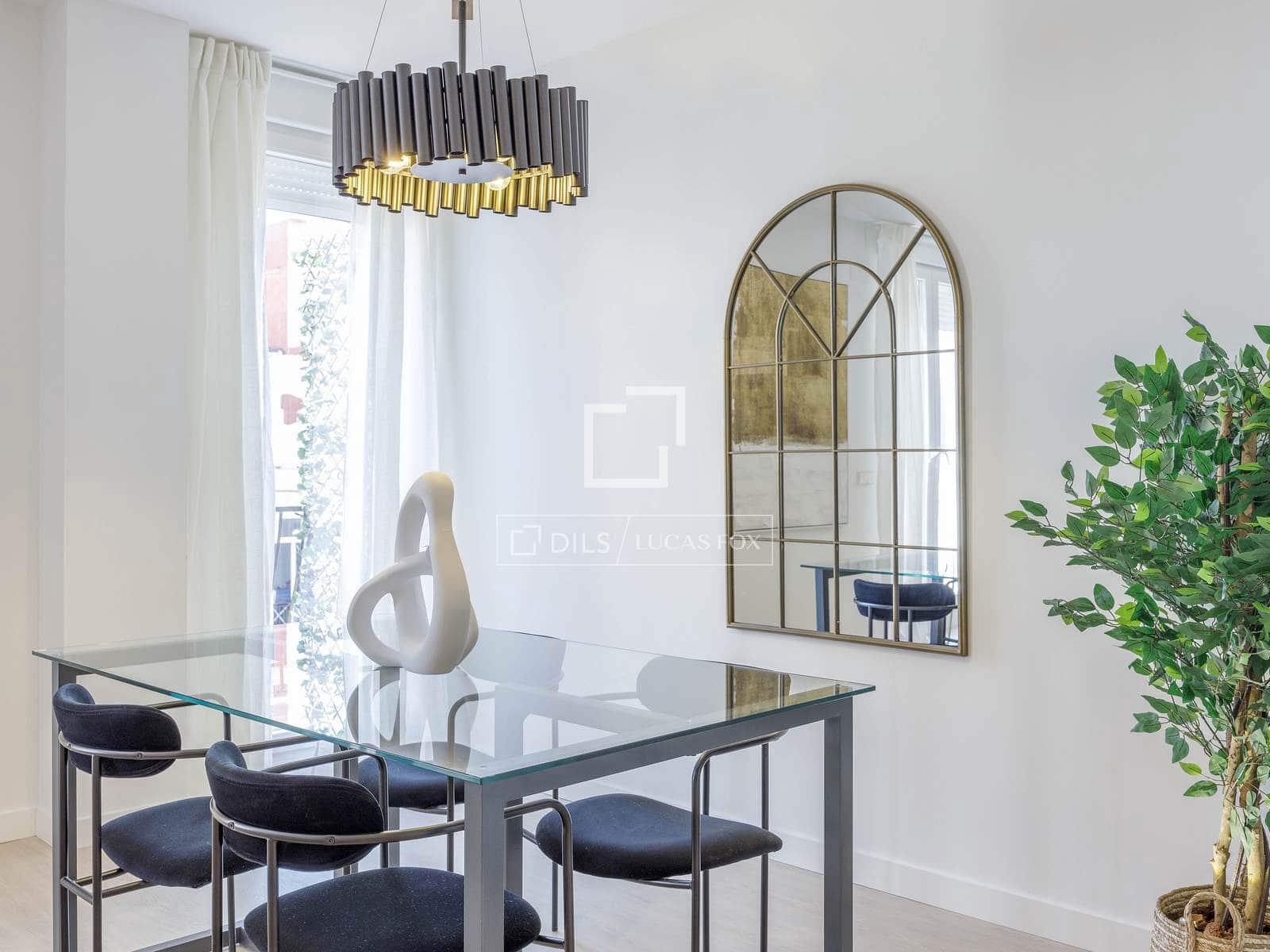 3 makuuhuone Huoneisto myytävänä paikassa Valencia kaupunki - 690 000 € (Ref: 10076815)