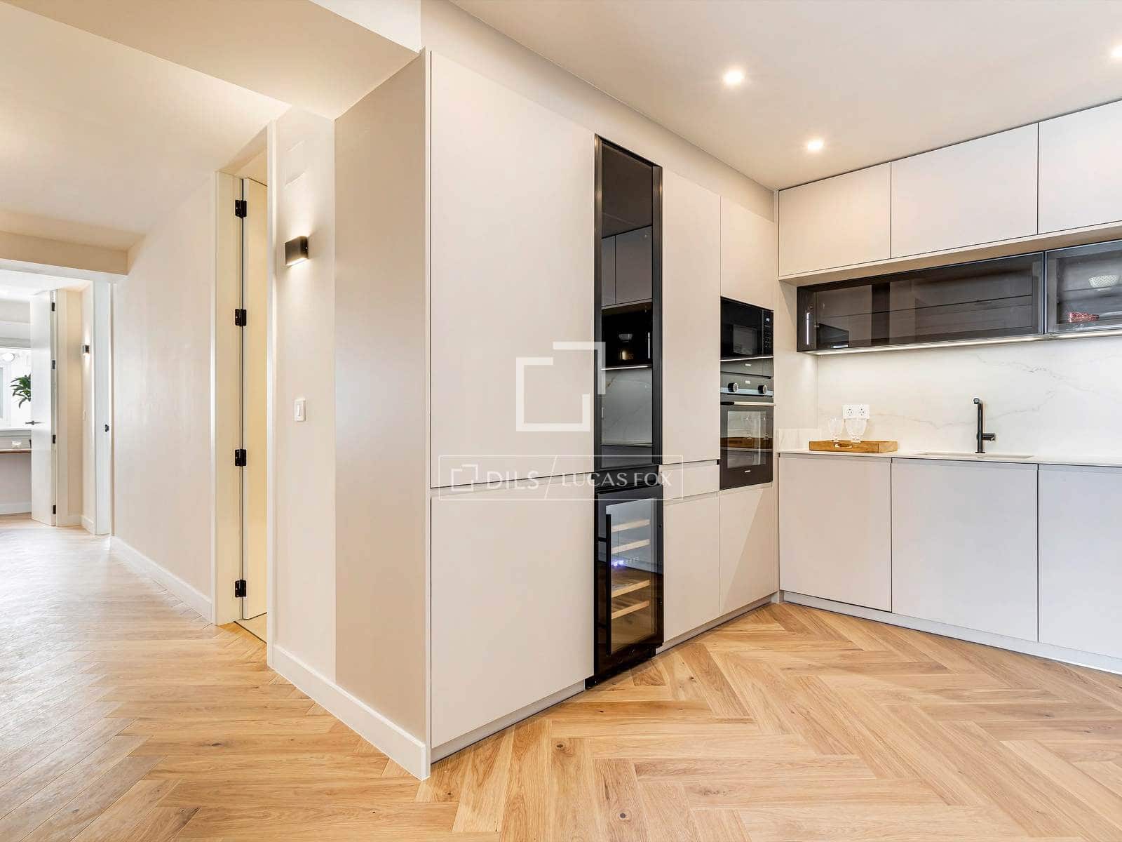 3 sypialnia Penthouse na sprzedaż w Miasto Walencja z garażem - 1 800 000 € (Ref: 10076816)
