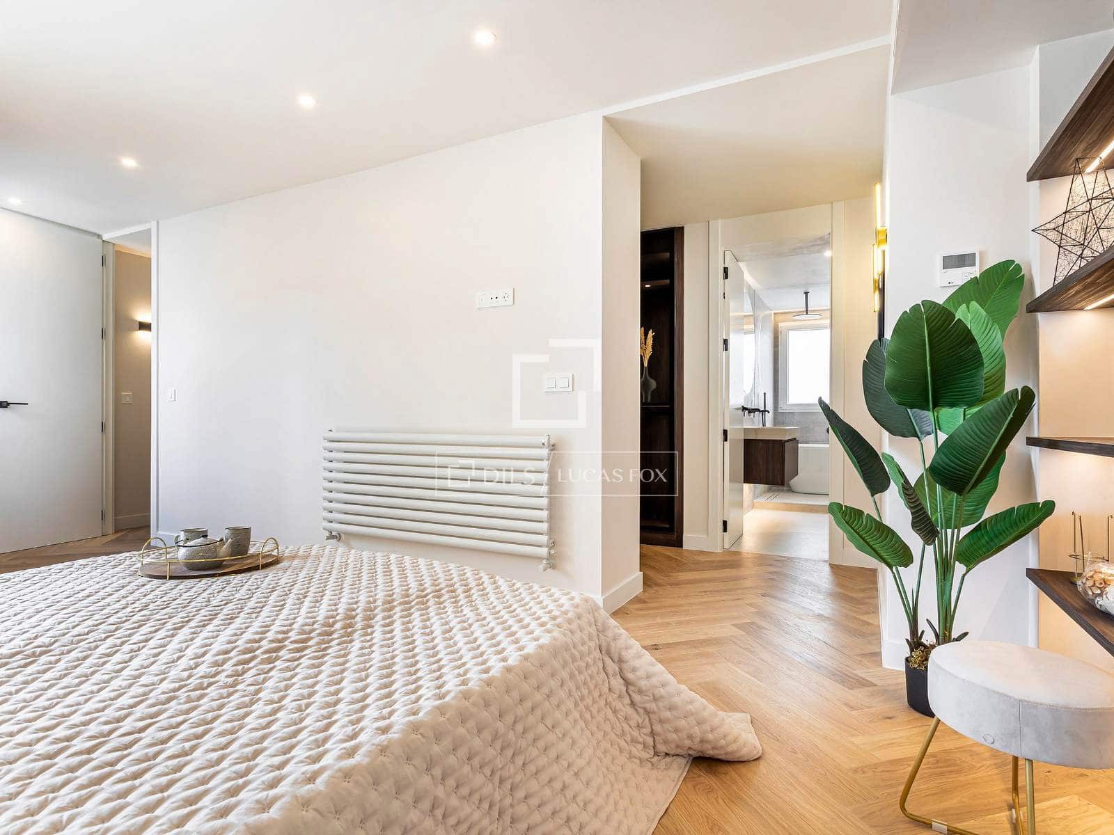 3 sypialnia Penthouse na sprzedaż w Miasto Walencja z garażem - 1 800 000 € (Ref: 10076816)