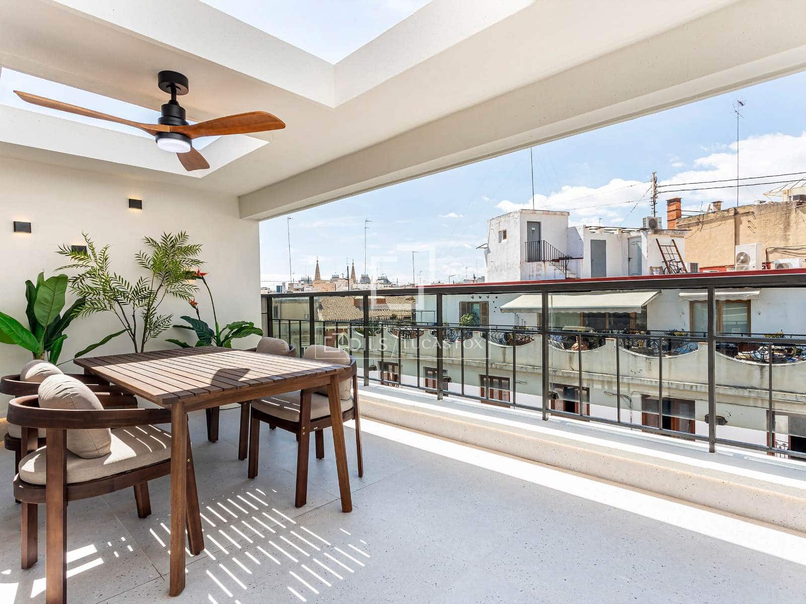 3 sypialnia Penthouse na sprzedaż w Miasto Walencja z garażem - 1 800 000 € (Ref: 10076816)
