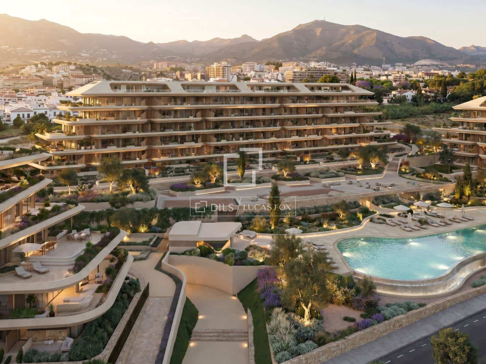 4 Zimmer Apartment zu verkaufen in Fuengirola mit Pool Garage - 1.890.000 € (Ref: 10076940)
