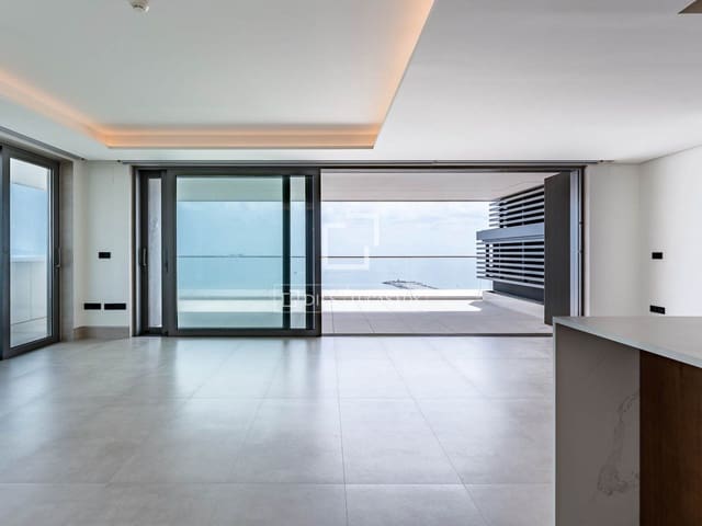 4 makuuhuone Huoneisto myytävänä paikassa Carretera de Cadiz, Málaga kaupunki mukana uima-altaan 
autotalli - 2 330 000 € (Ref: 10076978)