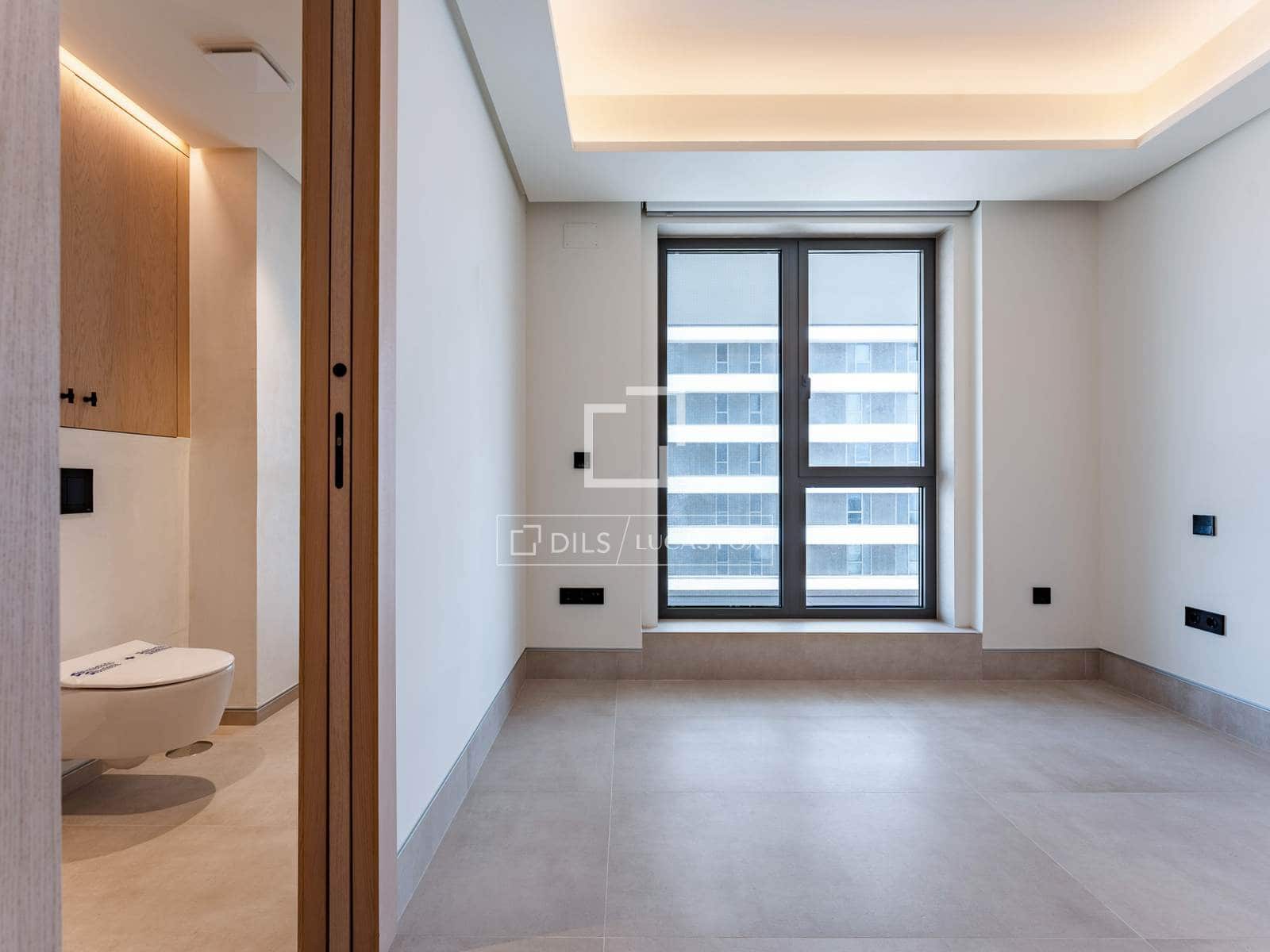 4 soverom Leilighet til salgs i Malaga by med svømmebasseng garasje - € 2 330 000 (Ref: 10076978)
