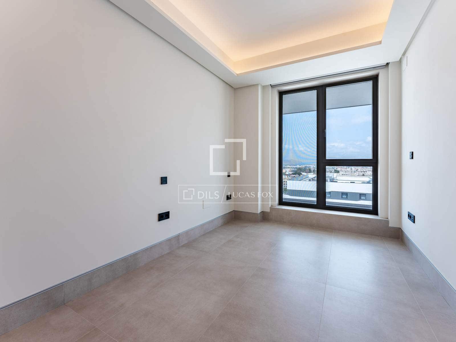 4 soverom Leilighet til salgs i Malaga by med svømmebasseng garasje - € 2 330 000 (Ref: 10076978)