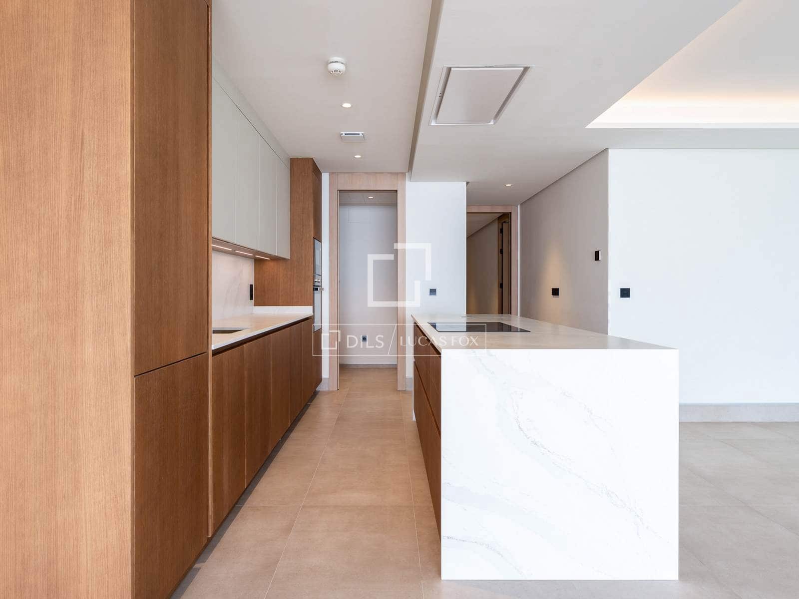4 soverom Leilighet til salgs i Malaga by med svømmebasseng garasje - € 2 330 000 (Ref: 10076978)