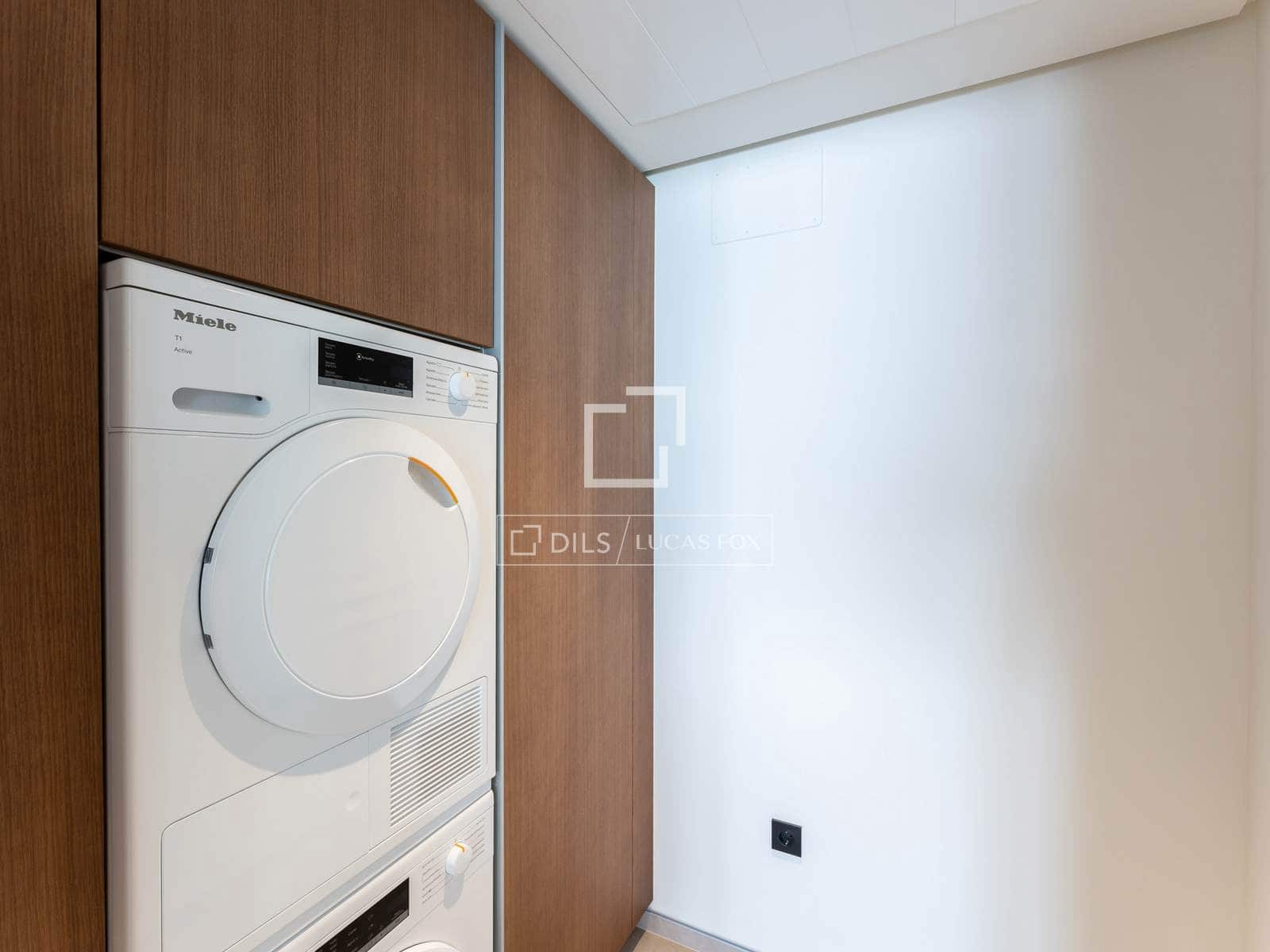 4 soverom Leilighet til salgs i Malaga by med svømmebasseng garasje - € 2 330 000 (Ref: 10076978)
