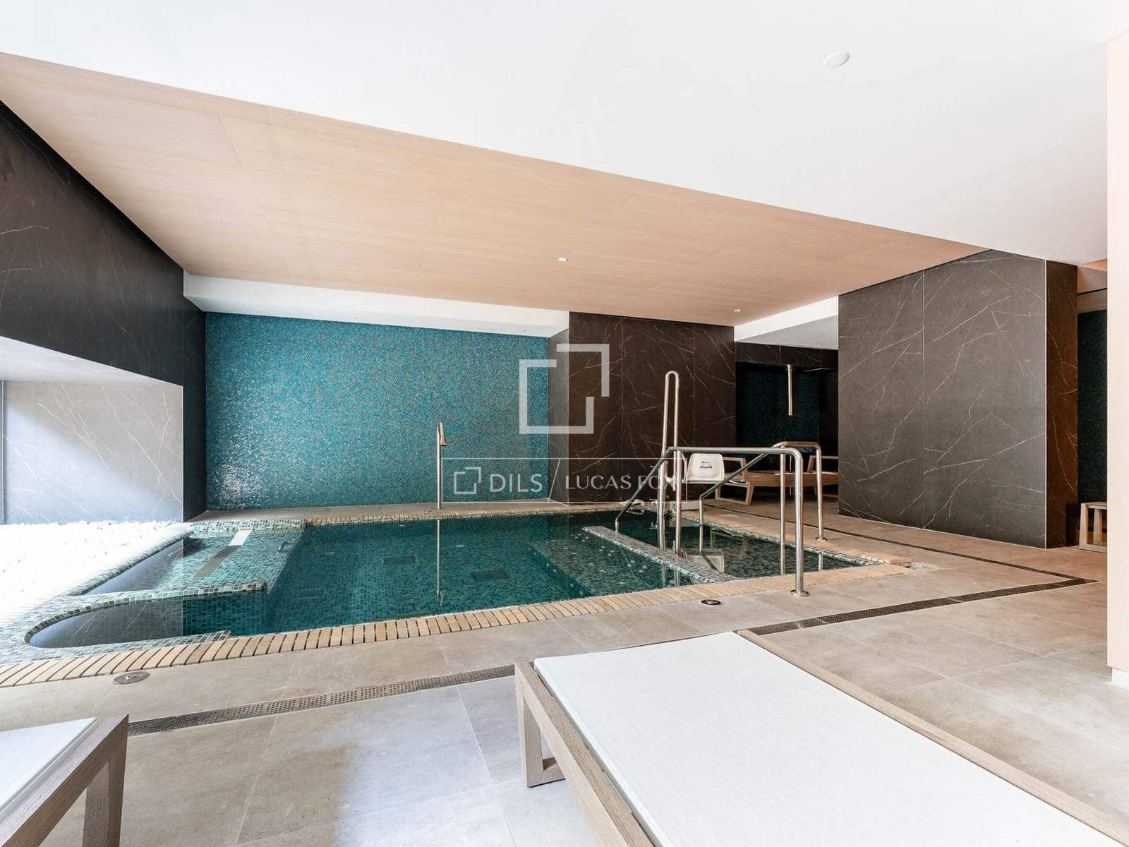 4 soverom Leilighet til salgs i Malaga by med svømmebasseng garasje - € 2 330 000 (Ref: 10076978)