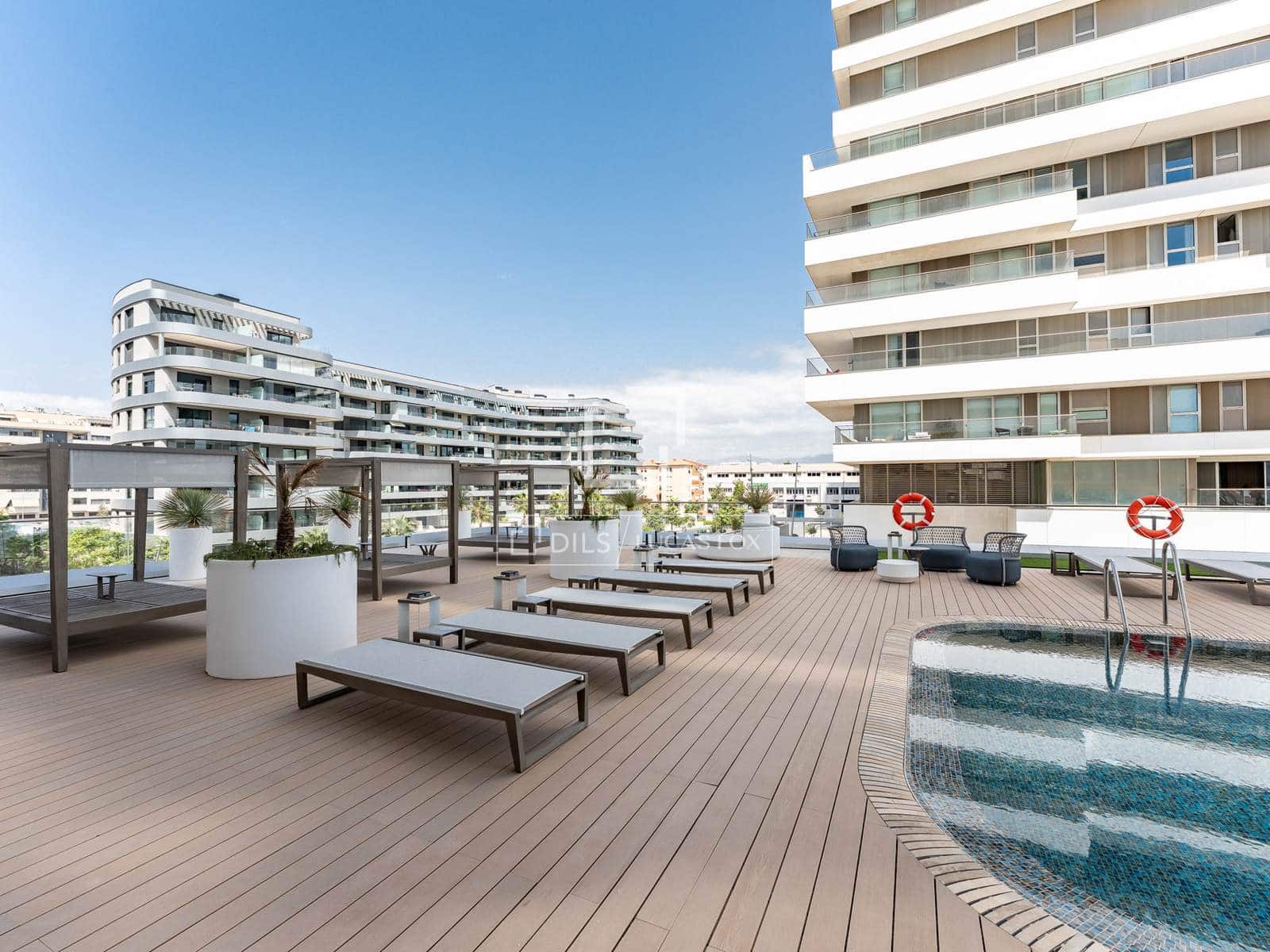 4 soverom Leilighet til salgs i Malaga by med svømmebasseng garasje - € 2 330 000 (Ref: 10076978)