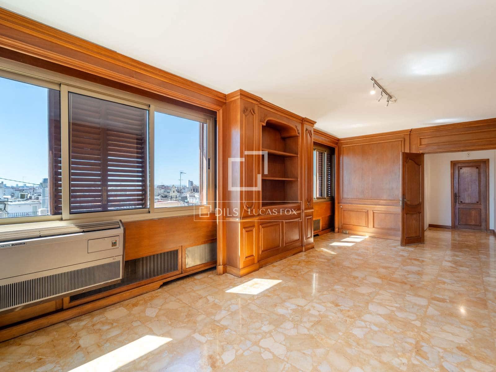 3 sovrum Lägenhet att hyra i Valencia stad - 2 500 € (Ref: 10076979)