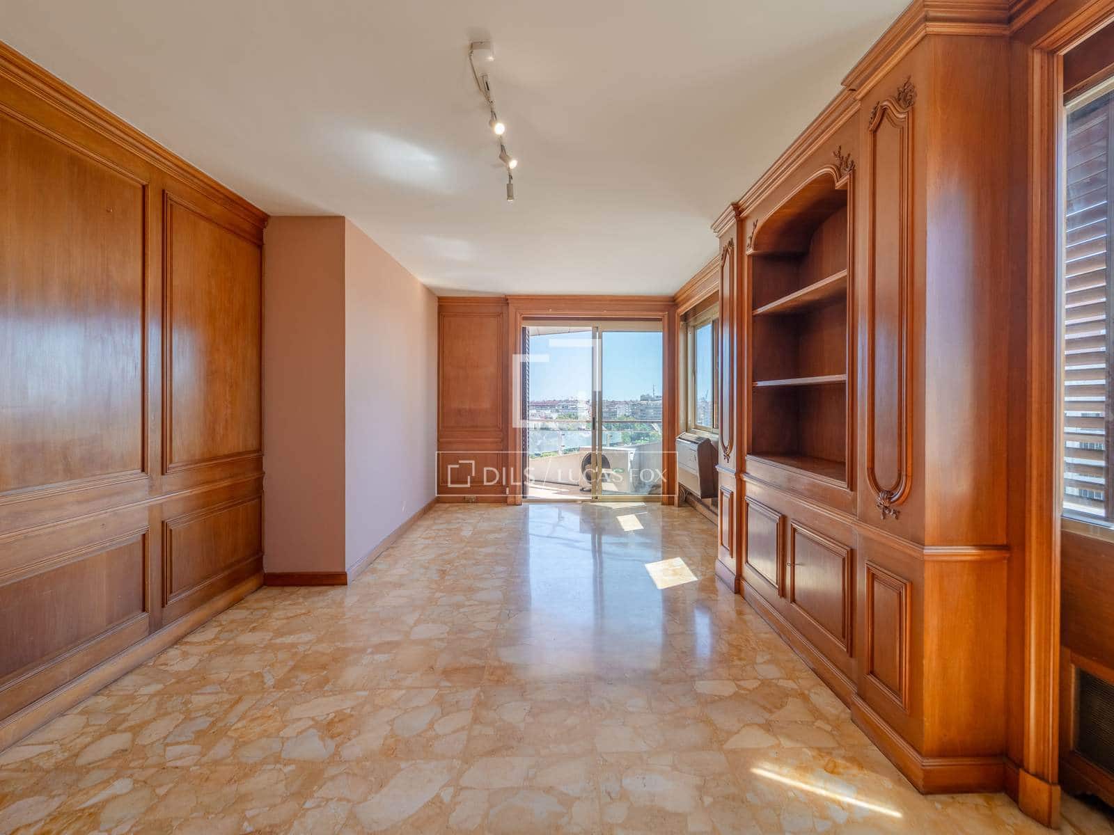 3 sovrum Lägenhet att hyra i Valencia stad - 2 500 € (Ref: 10076979)