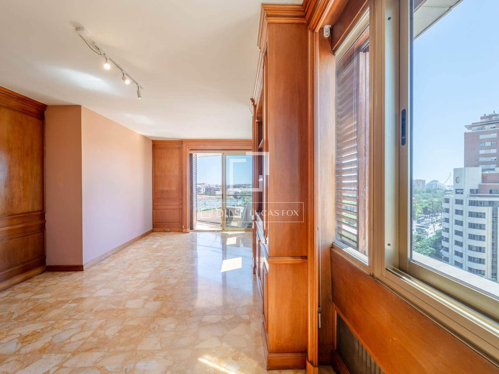 3 sovrum Lägenhet att hyra i Valencia stad - 2 500 € (Ref: 10076979)