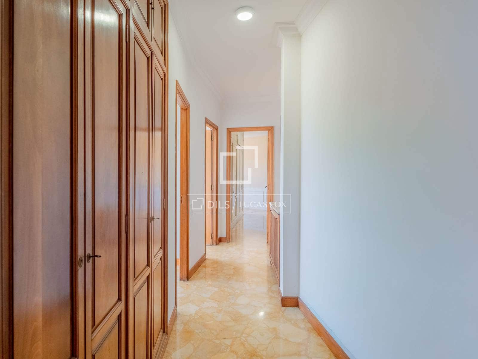 3 sovrum Lägenhet att hyra i Valencia stad - 2 500 € (Ref: 10076979)