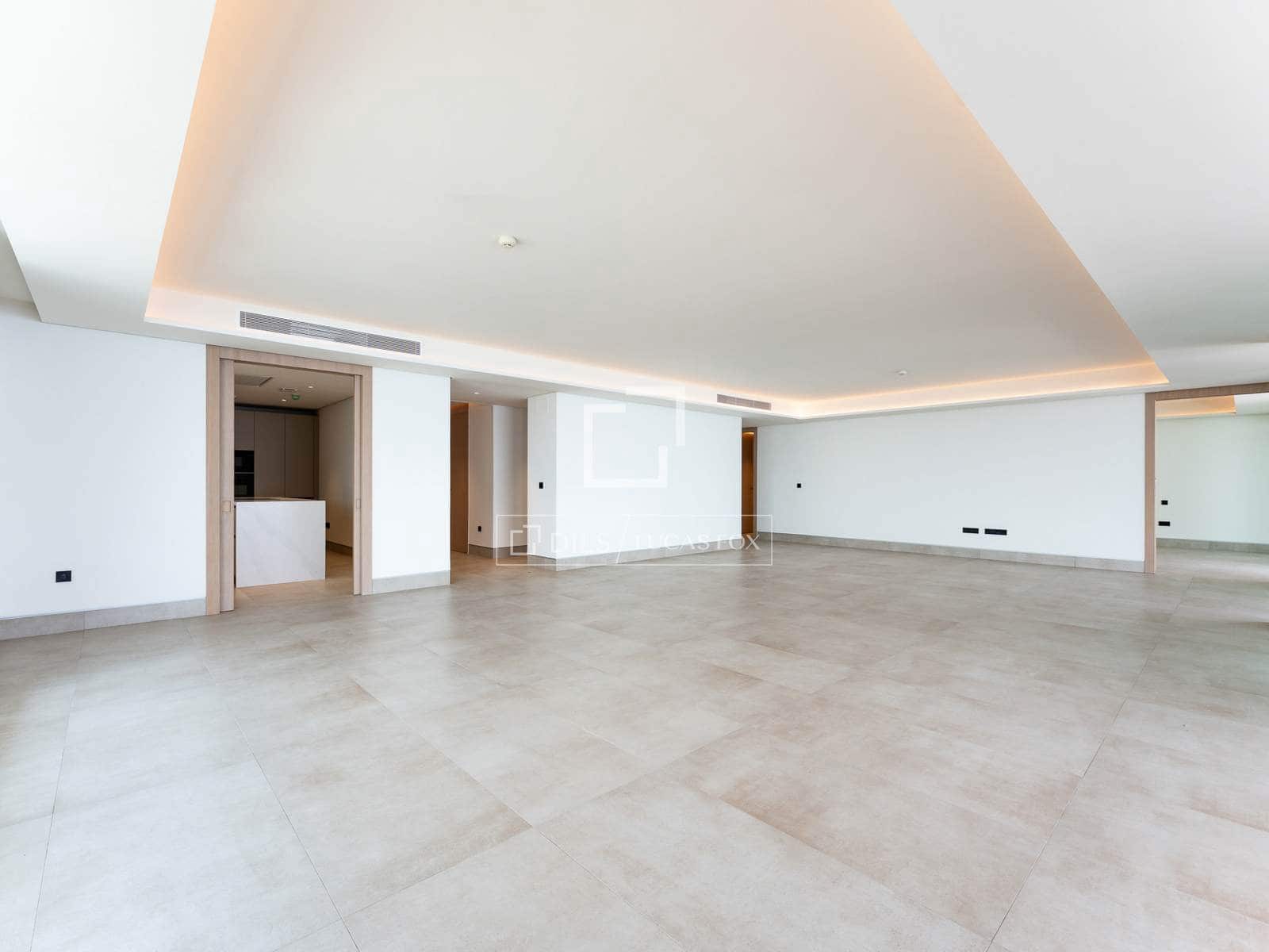 4 soverom Leilighet til leie i Malaga by med svømmebasseng garasje - € 17 500 (Ref: 10076980)