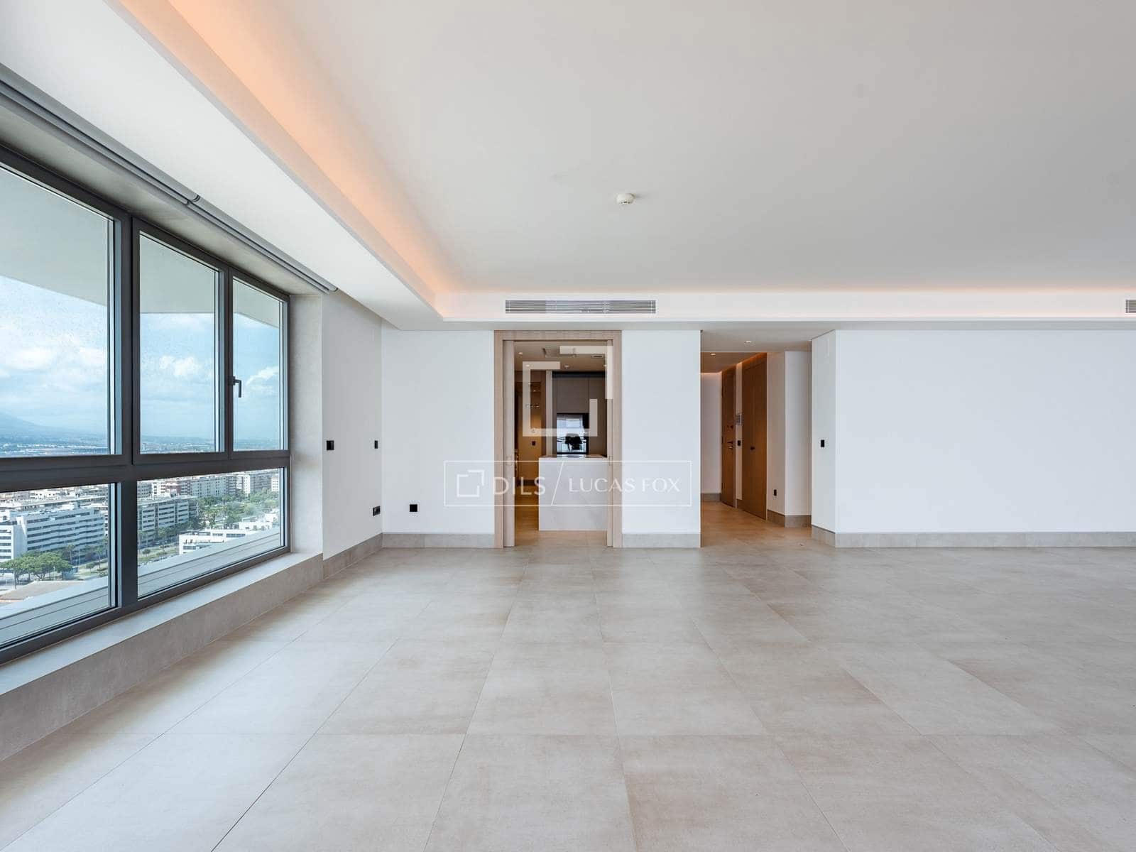 4 soverom Leilighet til leie i Malaga by med svømmebasseng garasje - € 17 500 (Ref: 10076980)
