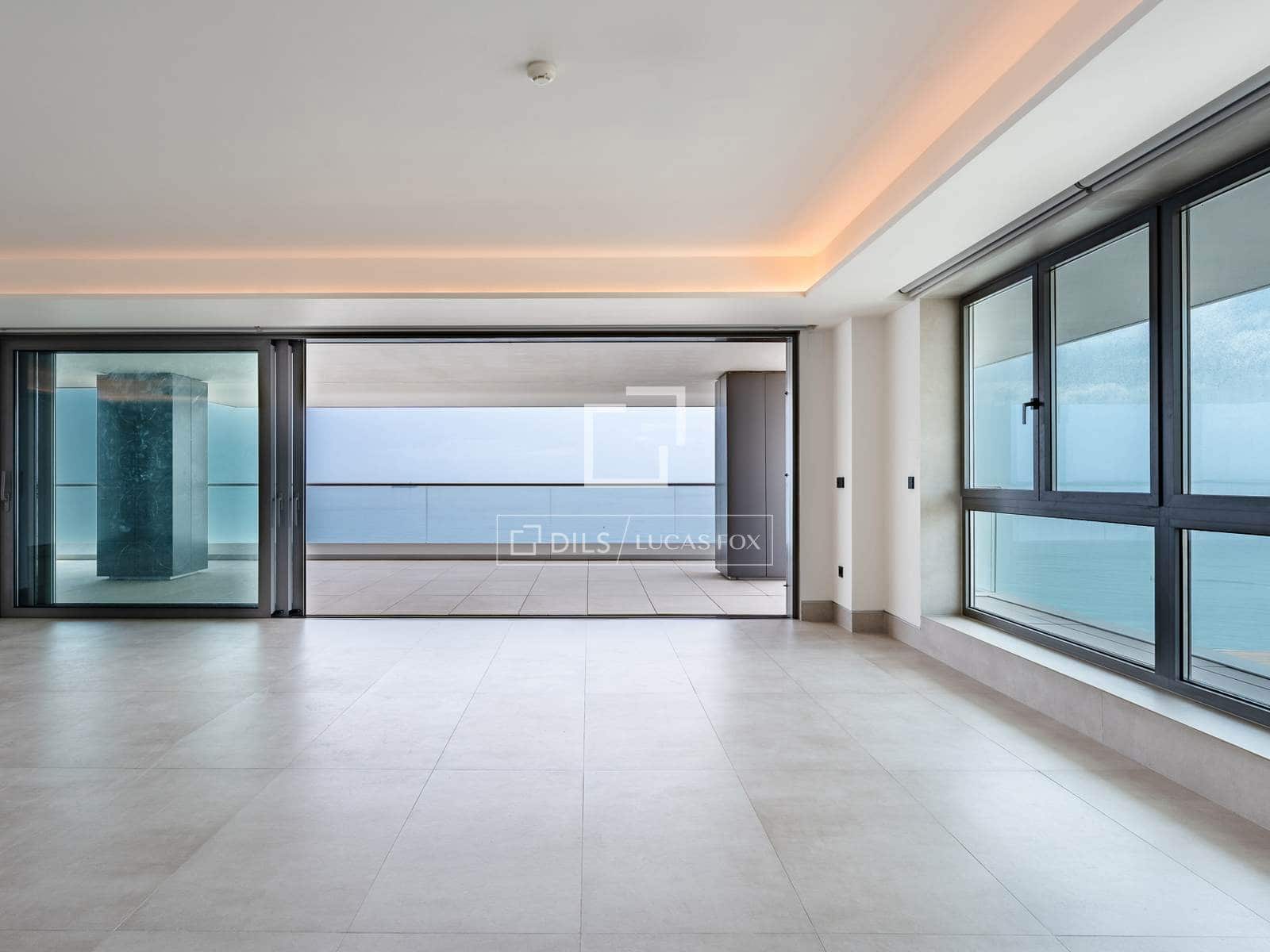 4 soverom Leilighet til leie i Malaga by med svømmebasseng garasje - € 17 500 (Ref: 10076980)