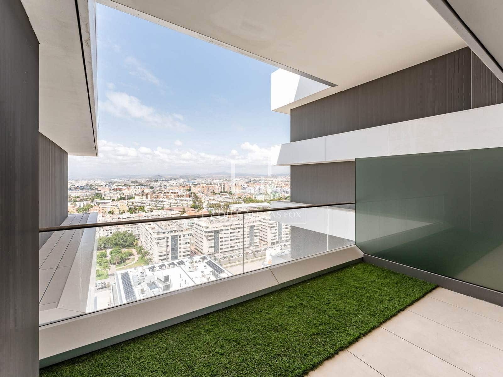 4 soverom Leilighet til leie i Malaga by med svømmebasseng garasje - € 17 500 (Ref: 10076980)