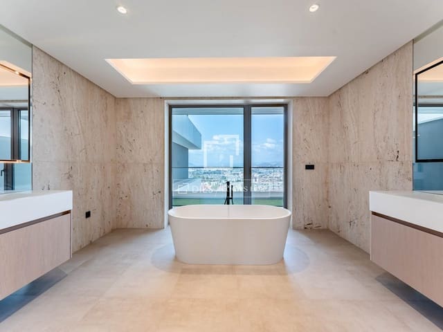 4 camera da letto Appartamento da affittare in Carretera de Cadiz, Malaga città con piscina garage - 17.500 € (Rif: 10076980)