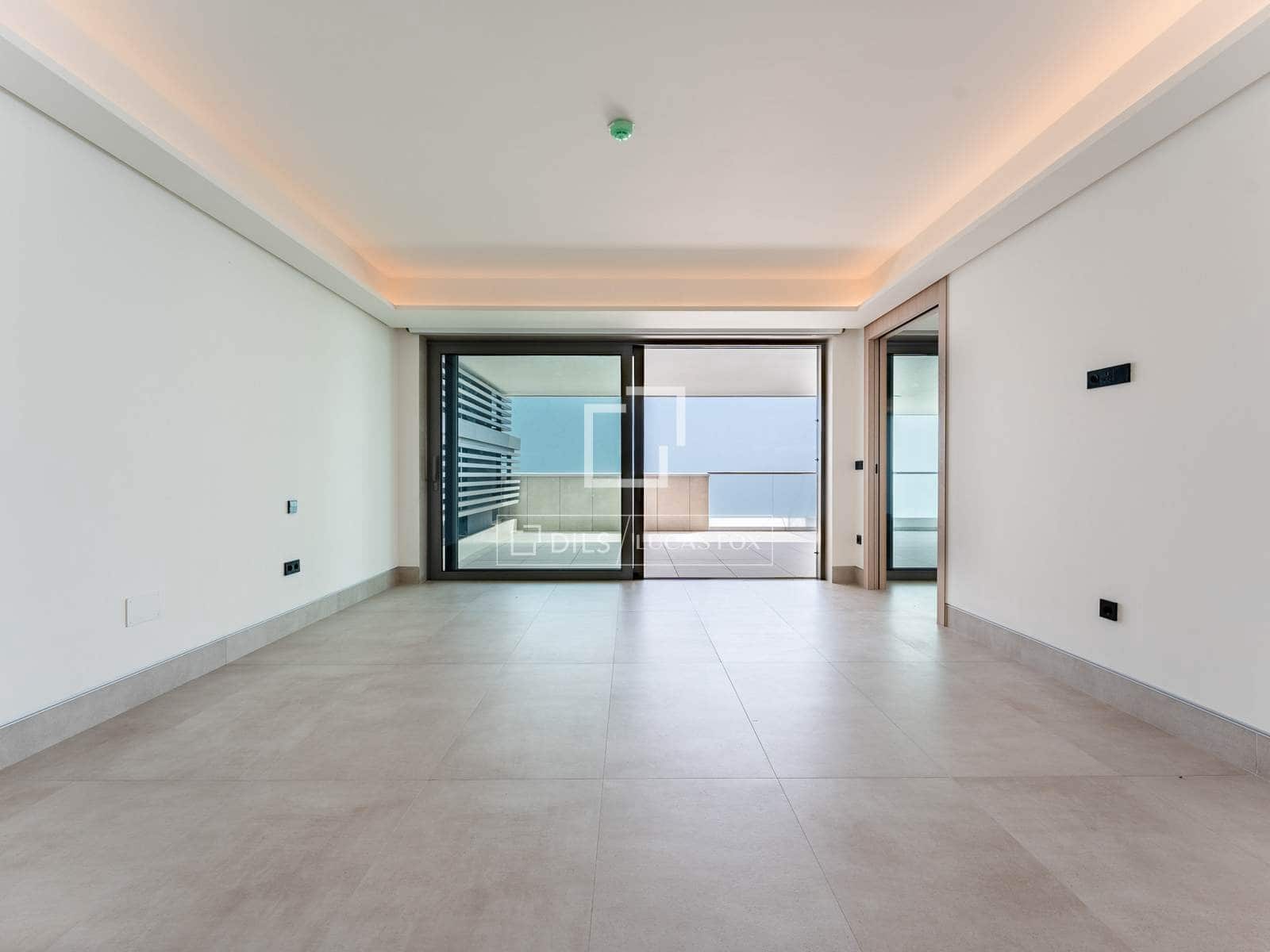 4 soverom Leilighet til leie i Malaga by med svømmebasseng garasje - € 17 500 (Ref: 10076980)